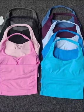 Seamless Scoop Neck Tank Top - Multiple Colors
